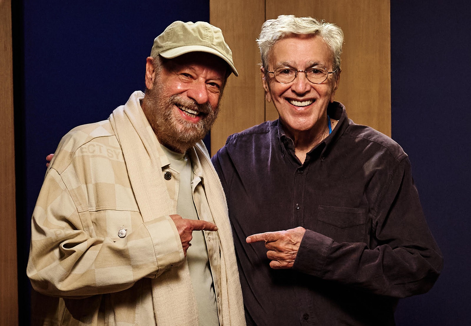 João Bosco grava com Caetano Veloso música que compôs com Chico Buarque
