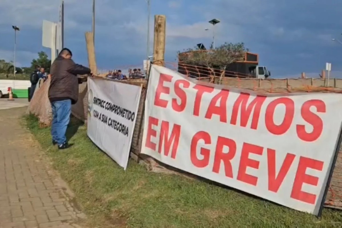 Greve de terceirizados do setor de petróleo chega ao quinto dia em Macaé