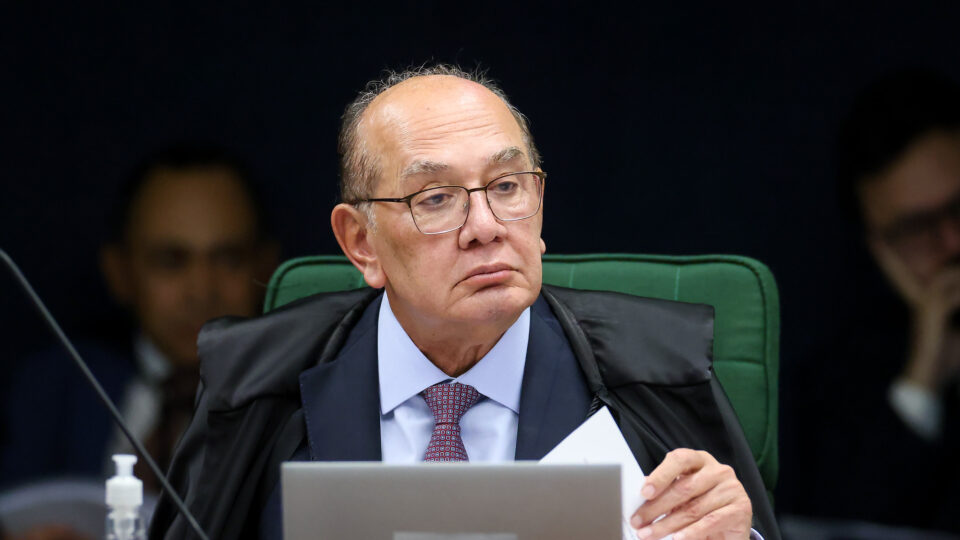 Polícia Federal identifica mensagens que ligam advogada a Gilmar Mendes
